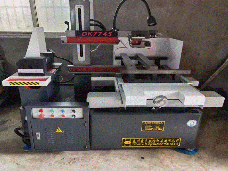 Medium-speed Wire Cut Machine 